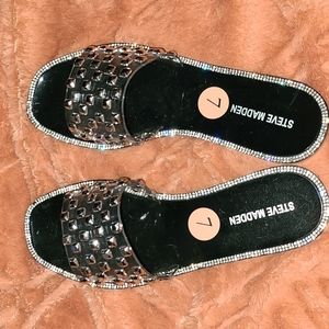 **NWOT** Steve Madden Sandals - Size 7